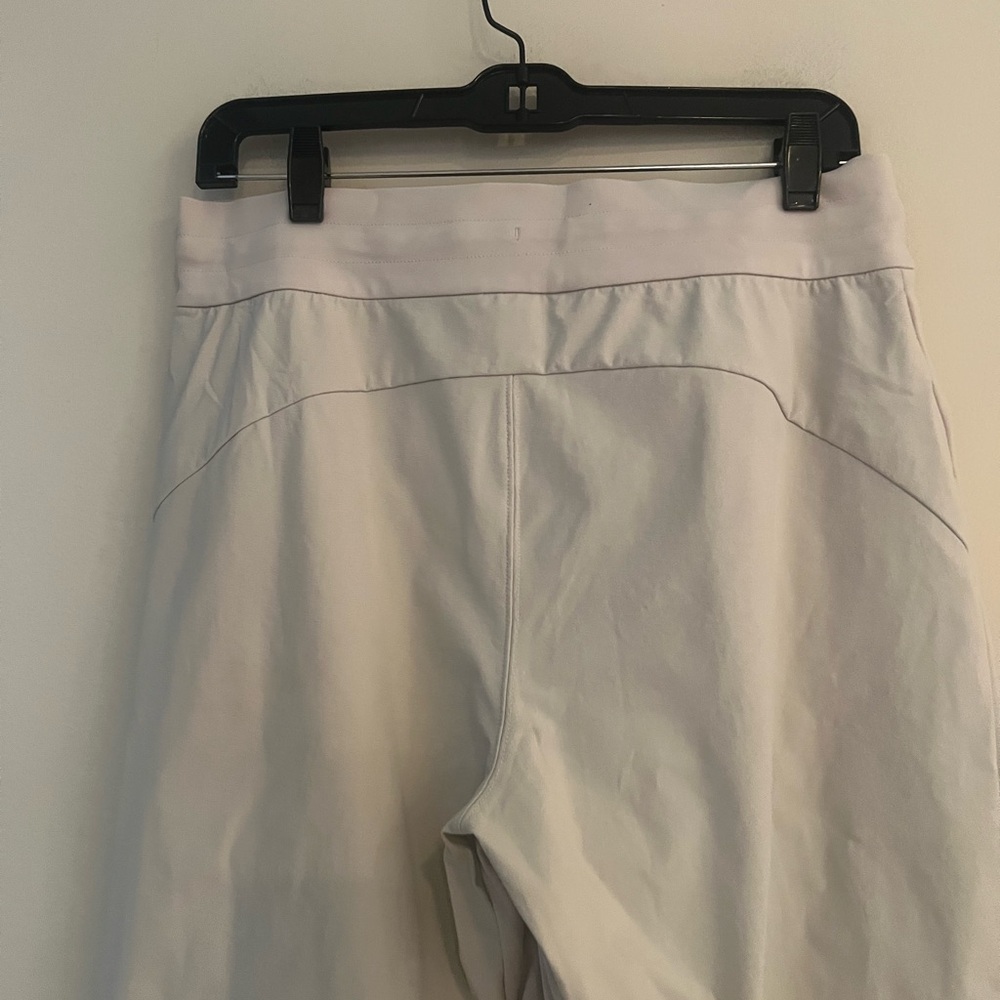 Athleta Women's Cream Jogger Pants - Picture 12 of 14